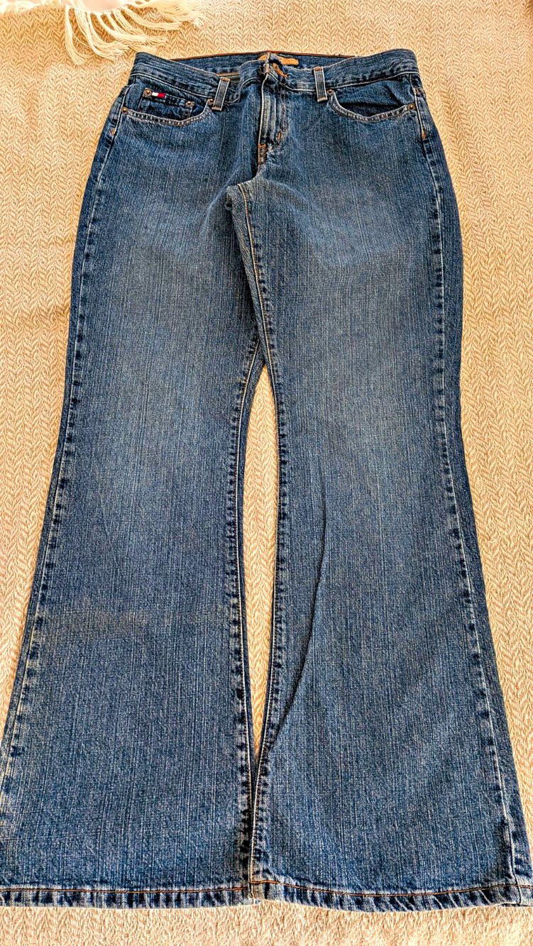 VTG Tommy Hilfiger Flare Jeans Womens 8 Medium Indigo Wash Wide Leg Y2K 2004 00s